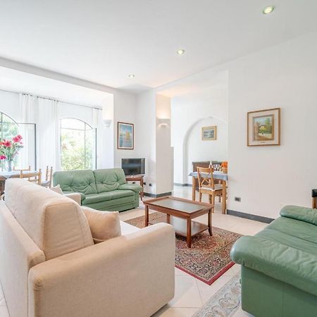 Mimosa Apartman Rapallo Kültér fotó